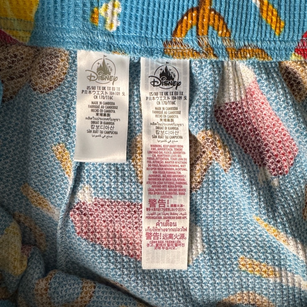 NWOT Disney Parks 1X Thermal Pajama Sleep Pants Mickey Waffles DOLE Whitp Churro - Picture 8 of 8